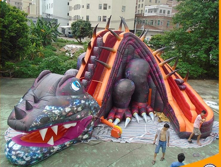 华南热作学院恐龙充气城堡